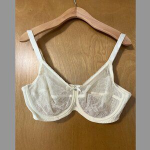 Lace White Wacoal Bra Size 38C